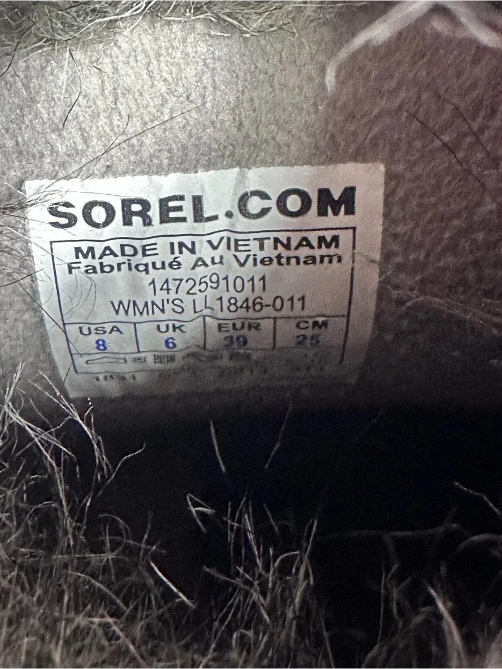 Sorel balck quilted